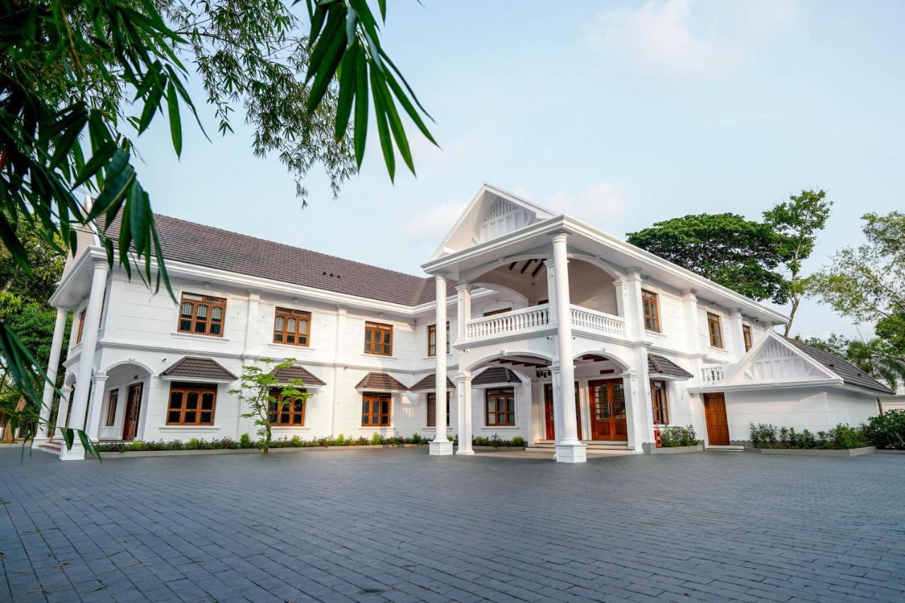Hotel Heritage Plaza Kottayam Exterior photo