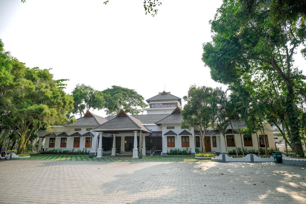 Hotel Heritage Plaza Kottayam Exterior photo
