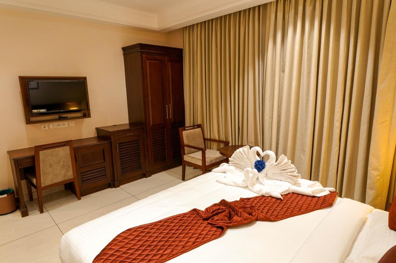 Hotel Heritage Plaza Kottayam Exterior photo